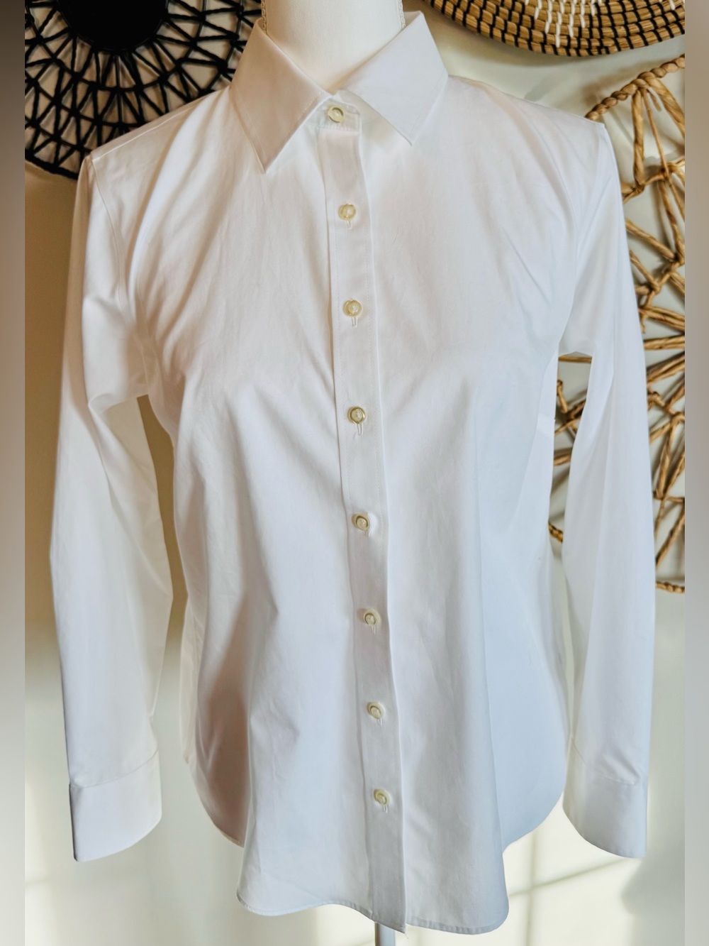 Lands' End White Women’s Dress Shirt - Button Front EUC Size 8P